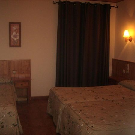 Hostal Pernalle Erill la Vall Exterior foto