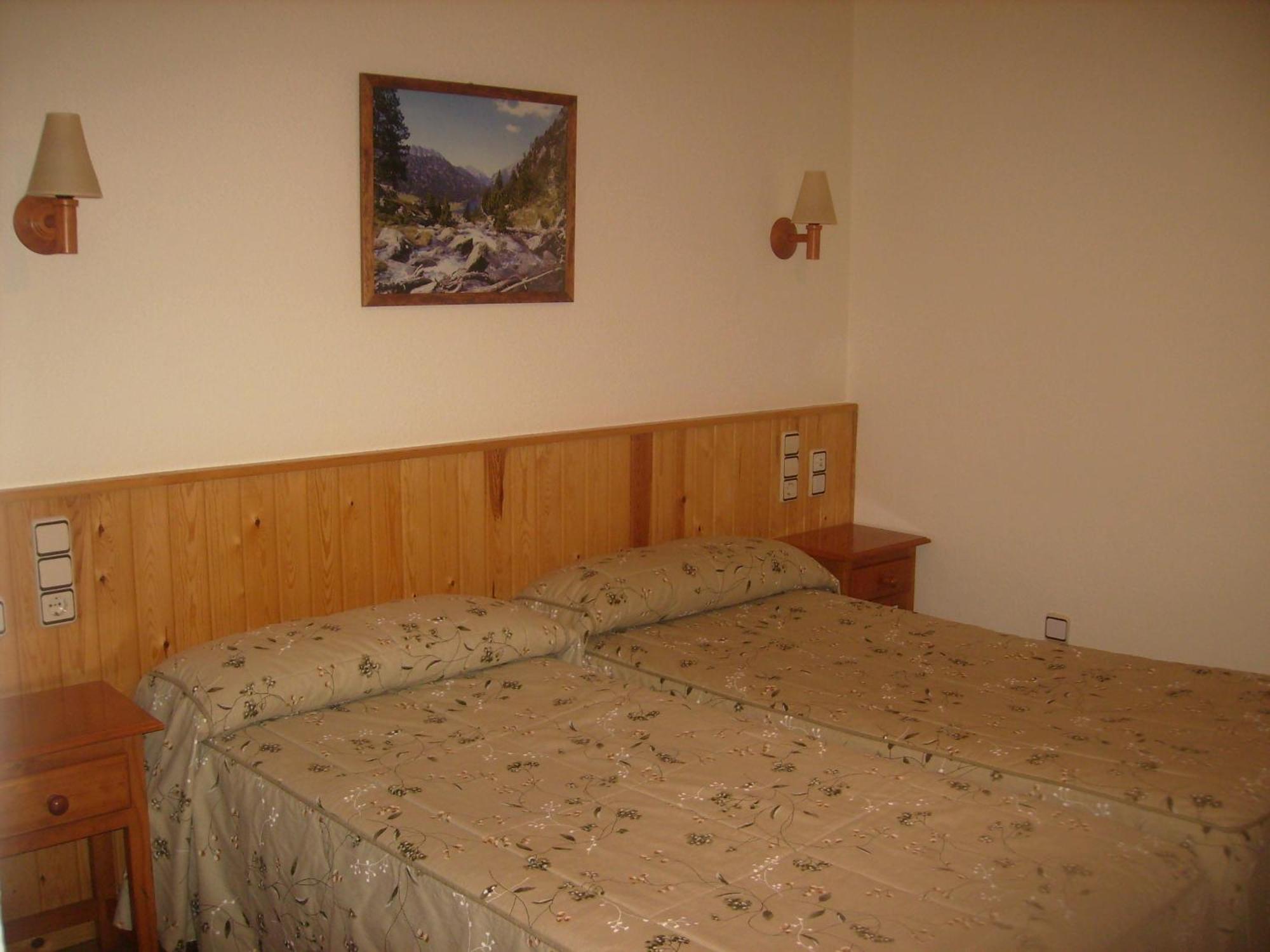 Hostal Pernalle Erill la Vall Exterior foto