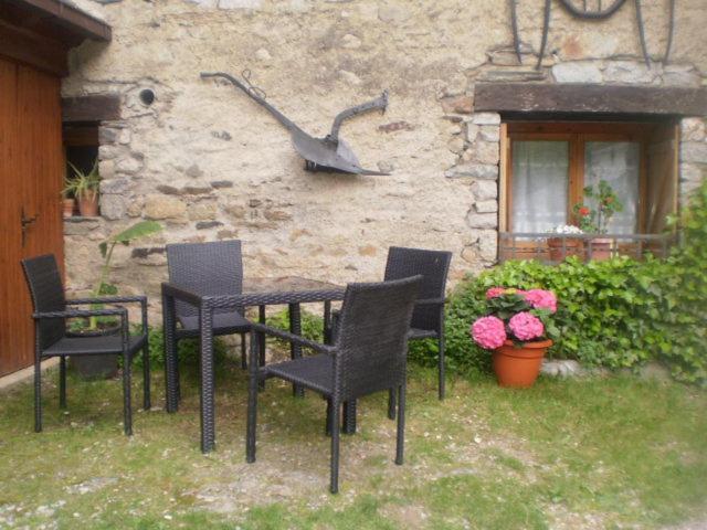 Hostal Pernalle Erill la Vall Exterior foto