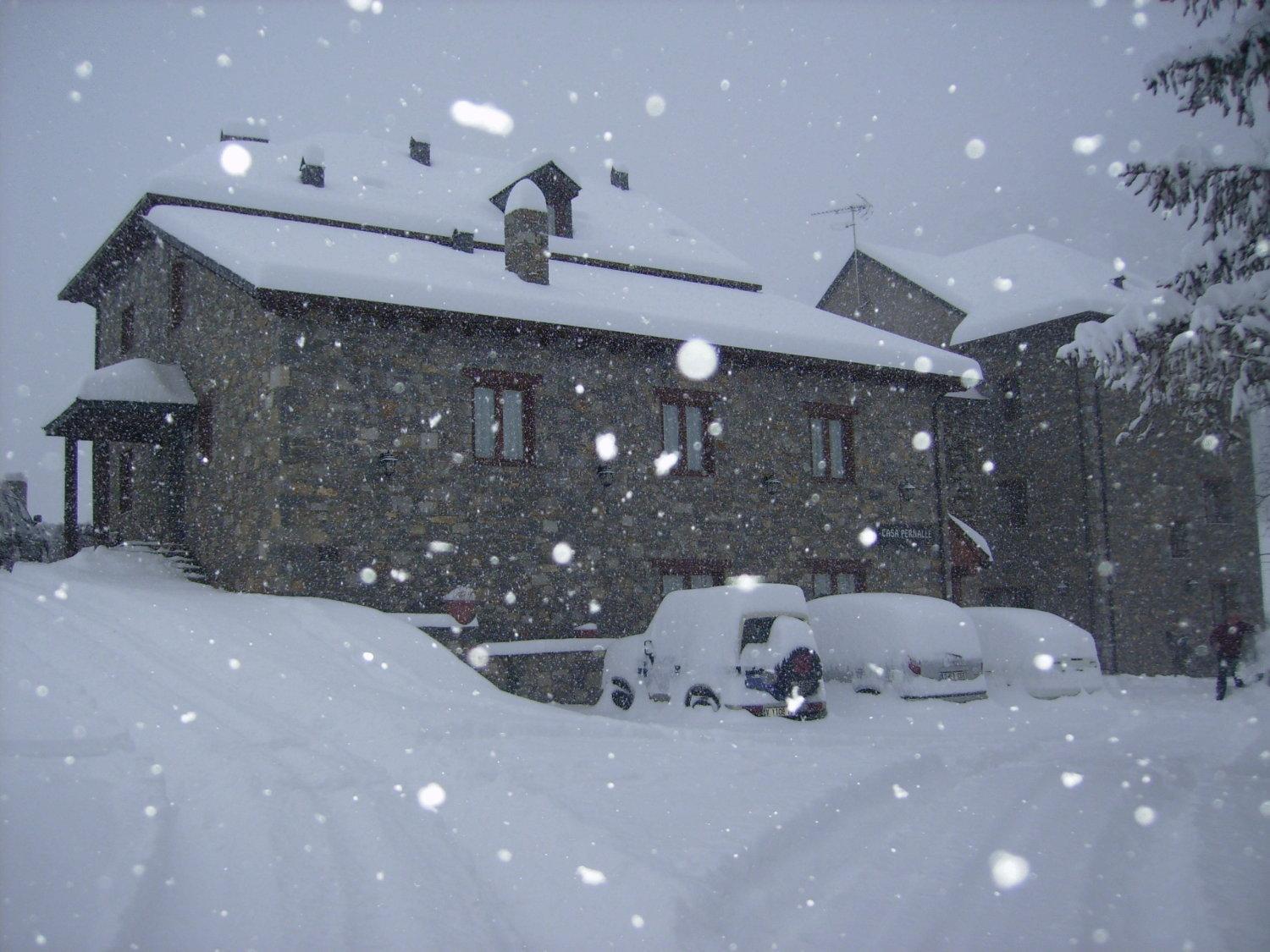 Hostal Pernalle Erill la Vall Exterior foto