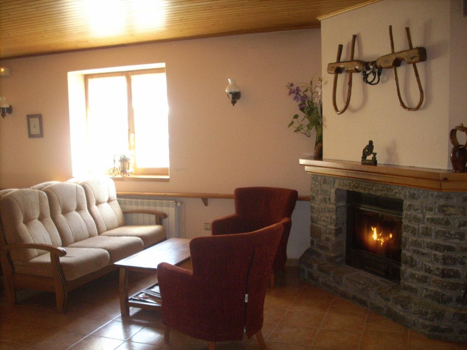 Hostal Pernalle Erill la Vall Exterior foto