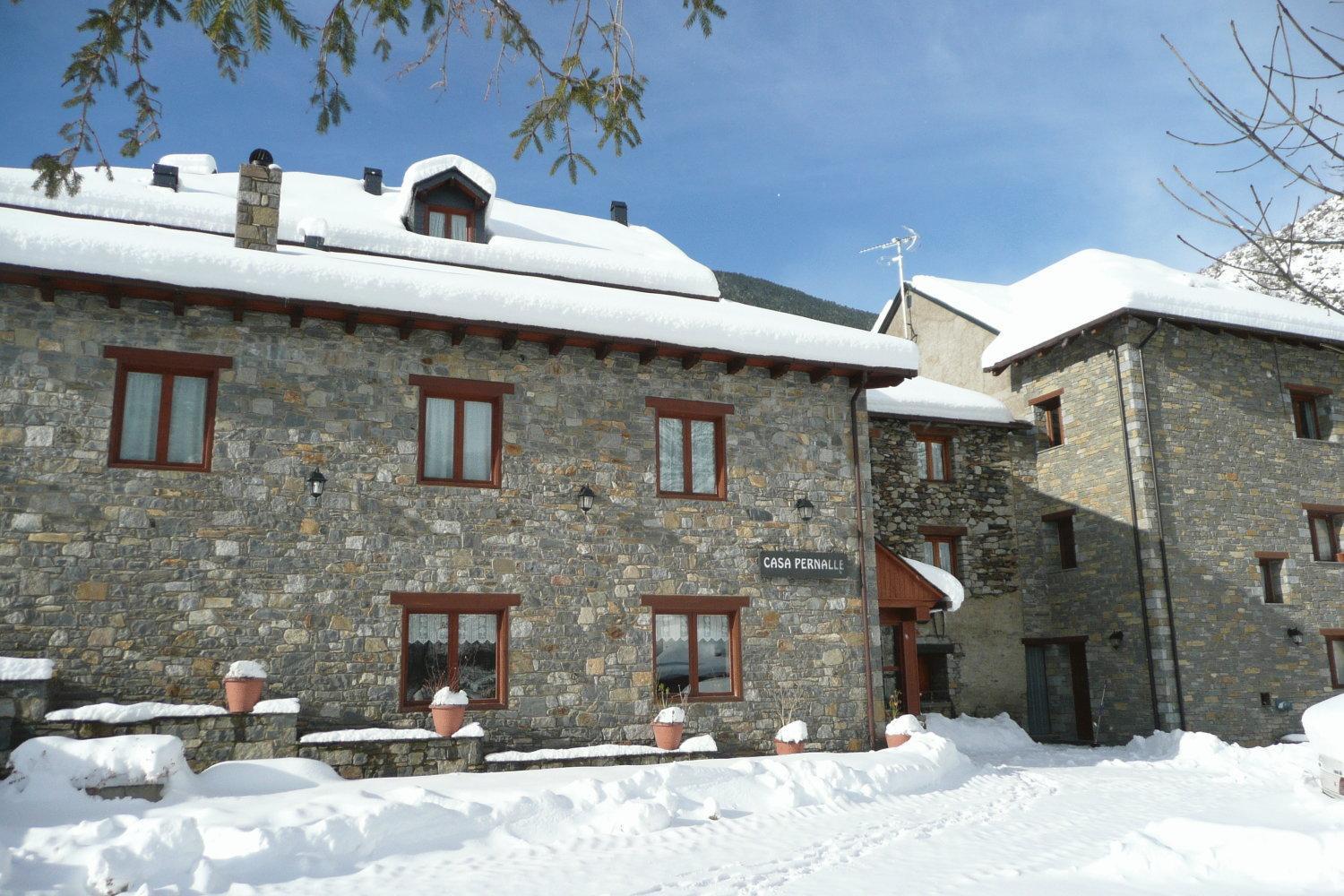 Hostal Pernalle Erill la Vall Exterior foto