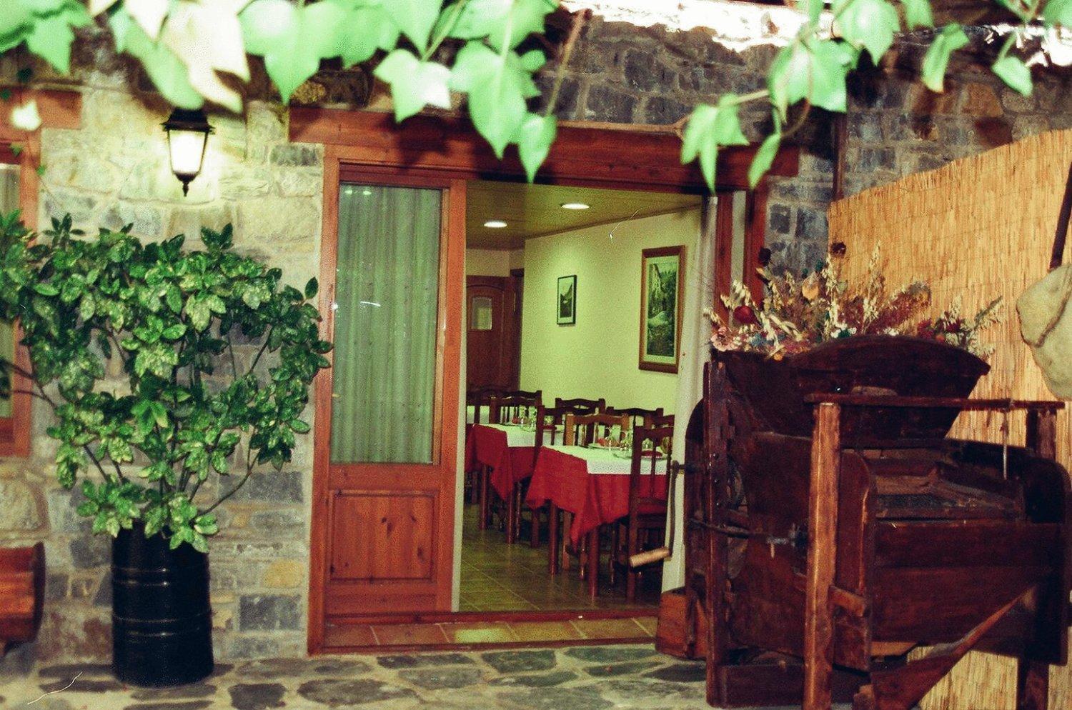 Hostal Pernalle Erill la Vall Exterior foto